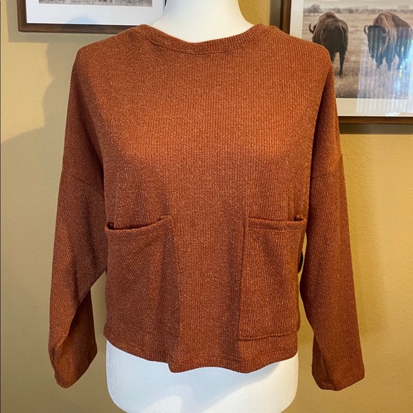 Annalise Top - Picture 2 of 8